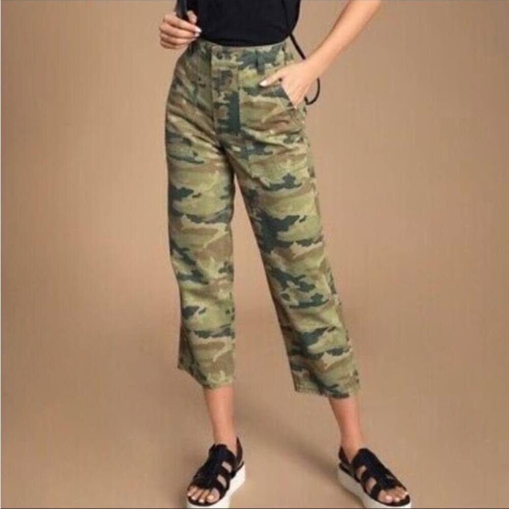 Free People We The Free Remy Cropped Cargo Pants Army Print Wide Leg Size 27 - Picture 2 of 12